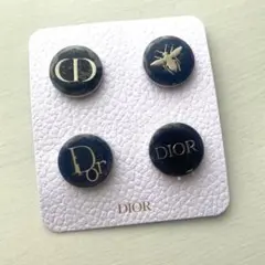 送料込み：Dior ディオール ノベルティ ピンバッジ
