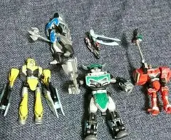 マジキング カプセル合体