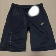 野球遠征着半ズボン