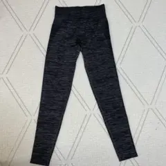 HEATTECH ヨガパンツ Ｌダークグレー