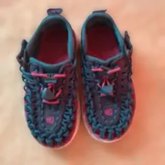 KEEN キッズサンダル