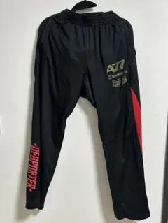 asics A77 ジャージ パンツ ブラック レッドのサムネイル