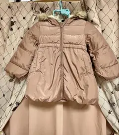 フード付きピンク中綿コート