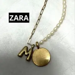 ZARA イニシャルネックレス Mのサムネイル