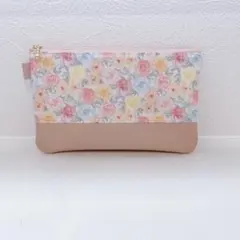 【一点限り】リバティ ×フェイクレザーコベントガーデンフラットポーチ☆通帳ポーチ