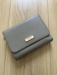 FURLA 折りたたみ財布 グレージュ