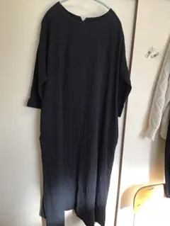 SO：　ロングワンピース　七分袖　春夏　黒