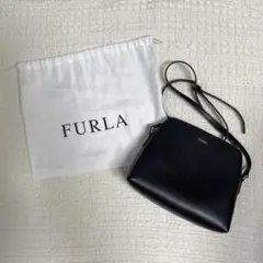 FURLA　ショルダーバッグ