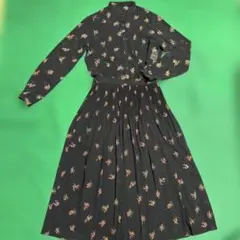 45R マーガレットプリントのドレス 花柄 ワンピース R刺繍 Rロゴボタン