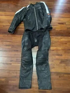 ヒョウドウ hyod レザースーツのサムネイル