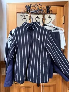 stussy ストライプ柄のハーフジップフリース