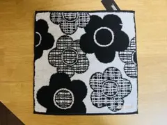 【新品】マリークワント　タオルハンカチ（ホワイト）