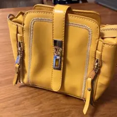 イエロー ダブルファスナー ショルダーバッグ