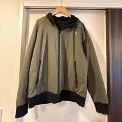The North Face リバーシブルテックエアーフーディ