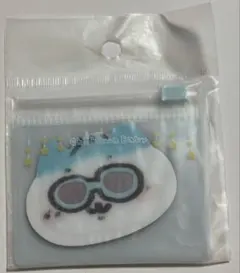 ちいかわ　ベビー　ポーチ入りアクリルミラー　ハチワレ