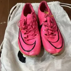 マックスフライ　NIKE パンクなし　26.5のサムネイル