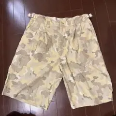 AURALEE カモフラージュ柄 ショートパンツ サイズ3のサムネイル