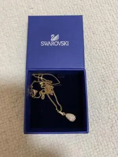 Swarovski ペンダントネックレス