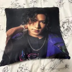 川村壱馬 HIGH＆LOW 花岡 楓士雄 クッション - メルカリ