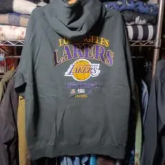 NBA Los Angeles Lakers 刺繍パーカー ダークグレーL