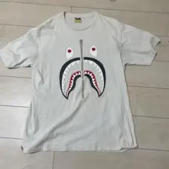 シャークTシャツ