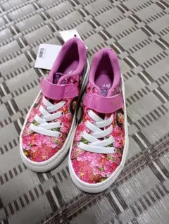 H＆M Disney ENCANTO ミラベル　花柄スニーカー 16～16.5