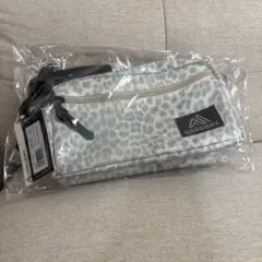 GREGORY クイックポケットデラックス スノーレオパード - メルカリ