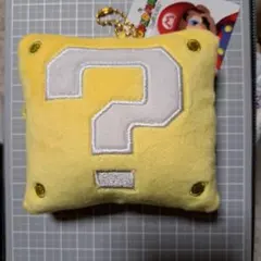 SUPER MARIO ？マーククッションポーチのサムネイル
