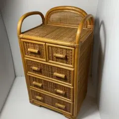 美品❗️ラタン　籐　4段チェスト　キャスター付き　アジアン家具　収納家具