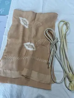 帯揚げ、帯締めセット　帯揚げ 葉の絞り柄