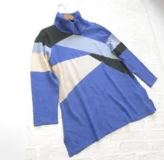 美品 送料込み！ レマロン 青 ブロックカラー ウールシルク混 タートル ニット