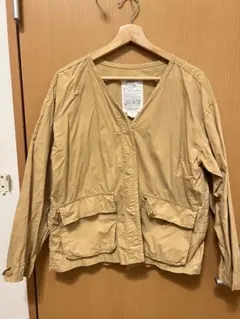 ニコアンド　ベージュノーカラージャケット M