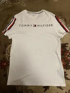 トミーヒルフィガー Tシャツ