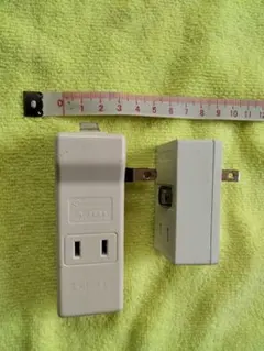 スイッチ付コンセントアダプタ 2個セット 電源タップ 通電確認済 令和初使用保管のサムネイル