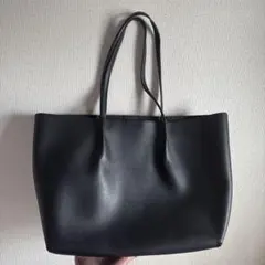 黒 合成皮革 トートバッグ　ショルダーバッグ
