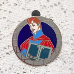 ディズニー 海外限定 ピンバッジ 眠れる森の美女 オーロラ姫 フィリップ王子