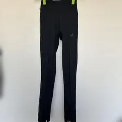 adidas レギンス ブラック