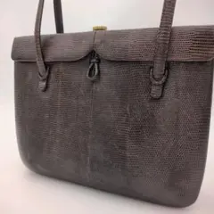 Item thumbnail for item f1c9c991-500a-4d0c-85d6-90553630bbdd