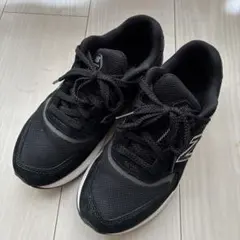 ニューバランス WW880BB 黒 美品 幅広 ウォーキング 22.5cm