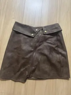 ブラウン　フェイクレザー風ミニスカート