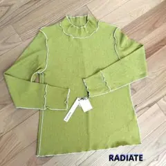 RADIAET オリーブグリーン フリル付きハイネックニットのサムネイル