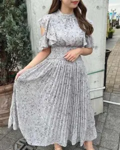 INGNI 花柄肩あきフリルワンピース