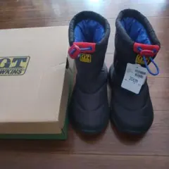 Item thumbnail for item 3daa6239-55f3-4e8c-9cf7-9382a609142f