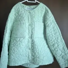 ミントグリーン　キルティングジャケット　フラワー