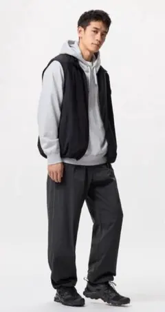 ユニクロ　ウルトラストレッチアクティブトラックパンツ/丈長め　ブラック　XS