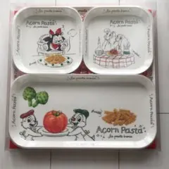 チップ  デール　フィガロ　レディ　トランプ　トレイ　トレー　ディズニーストア