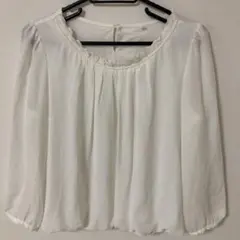 EMMAJAMES ホワイト フリル付き五分袖ブラウス