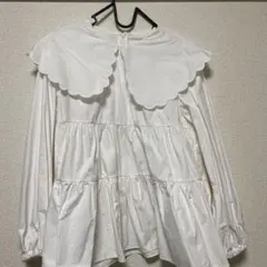 美品　yori スカラップロングスリーブブラウス　白 yori スカラップロングスリーブブラウス 白 Free