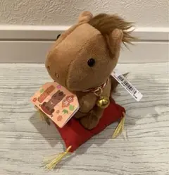 福招きの午 馬 ぬいぐるみ マスコット 置き物 午年 VMC ③ - メルカリ