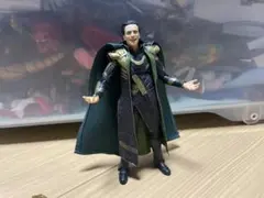 美*優様 フィギュアーツ ロキ 未開封品 輸送箱付 - メルカリ